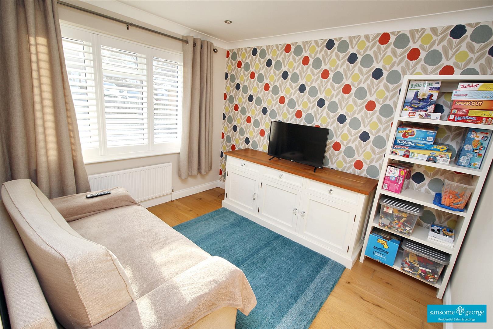 Hayfield Close, Tilehurst, Reading